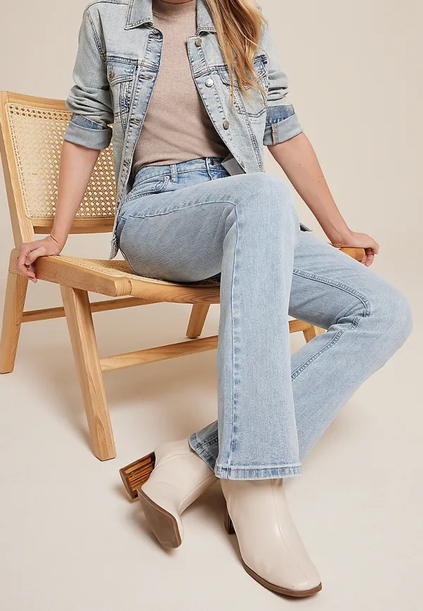 Classic High Rise Flare Jean