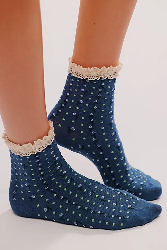 Floral Waffle Knit Socks White