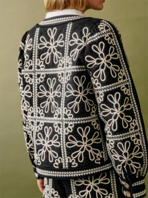 Floral Embroidered Blazer