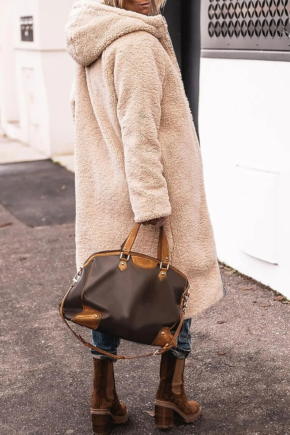 Women's 2023 Warm Winter Coats Reversible Sherpa Fleece Long Hooded Puffer Jackets Outerwear