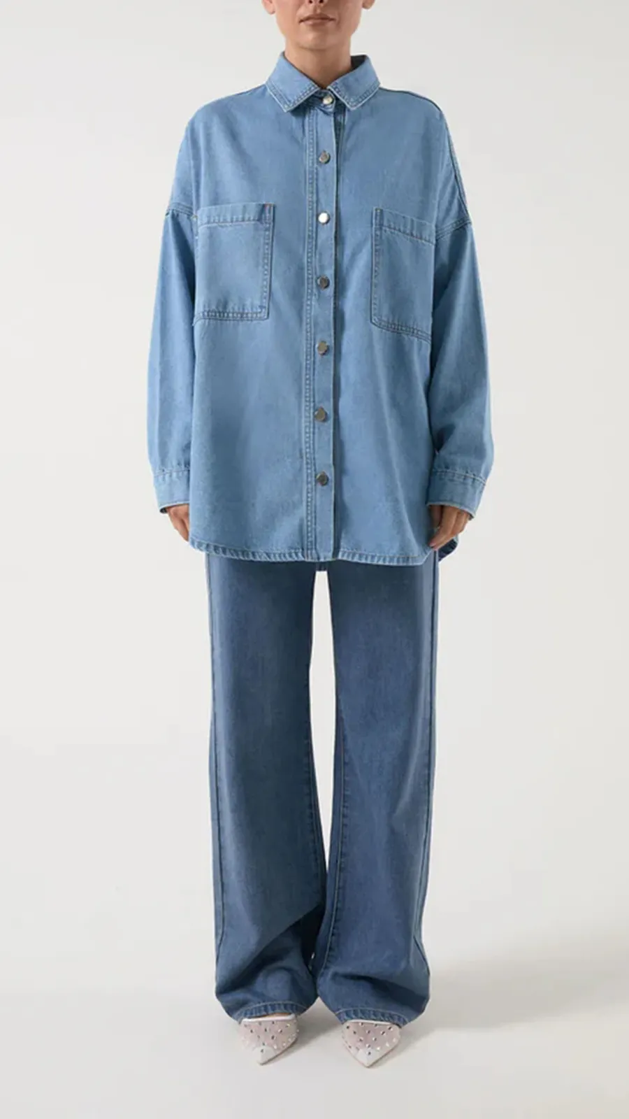 Light Weight Denim Fabrication Jeans