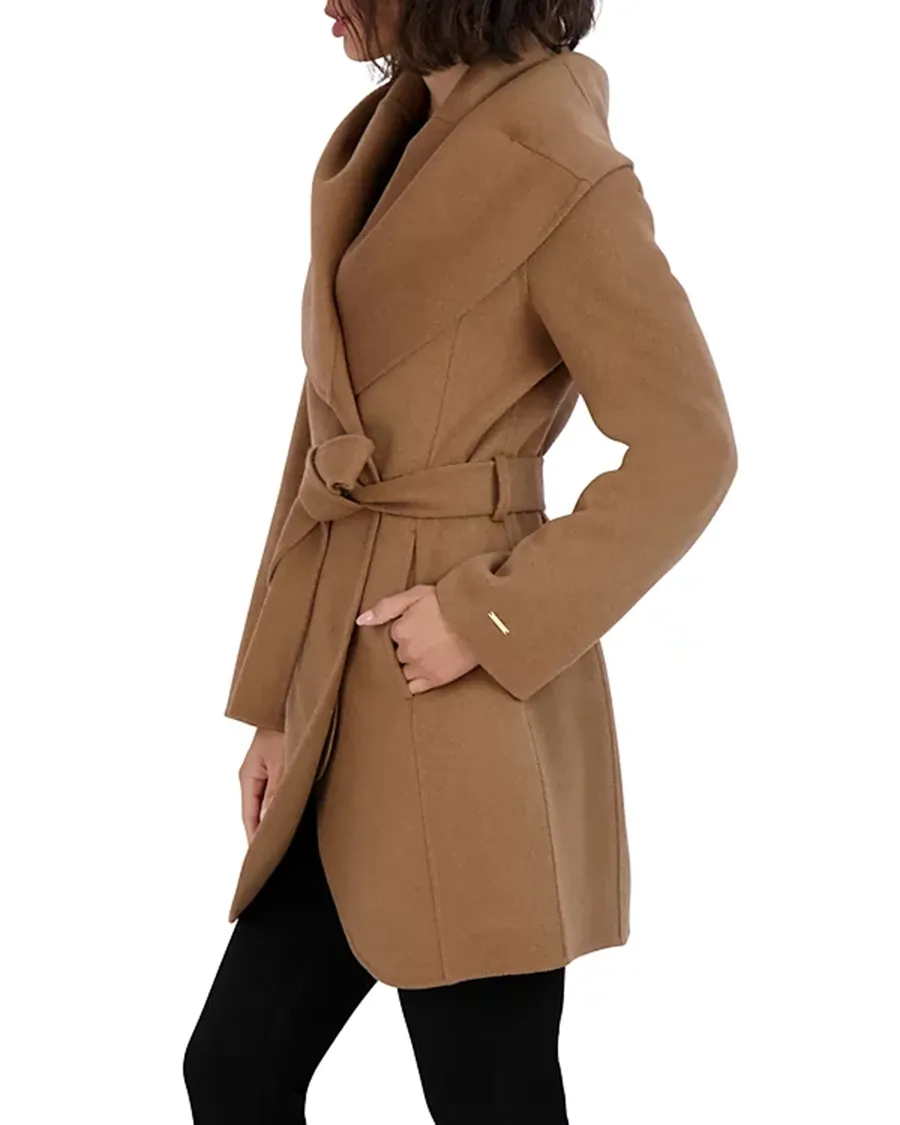 Wing Neckline Long Sleeves Belted Coat