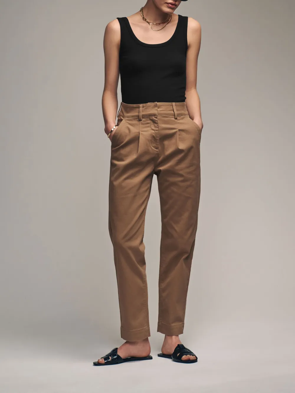 Three-Piece Set Black/Khaki Green/White Ribbed Tank Top