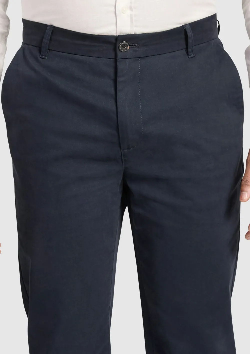 CLASSIC STRAIGHT LEG CHINO