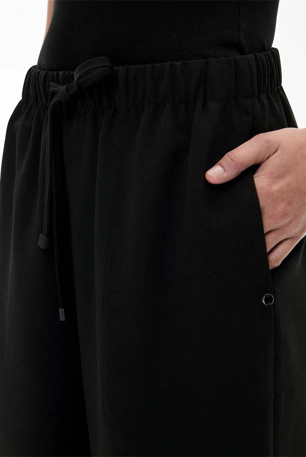 Quick-Drying And Cool-Feeling Sports Pants