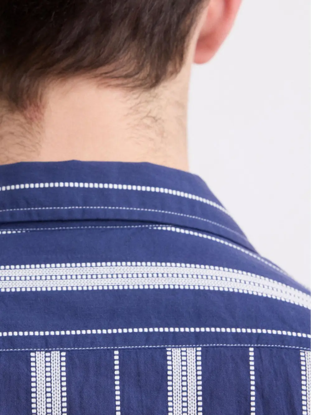 Soft And Comfortable Simple Blue And White Striped Shirt