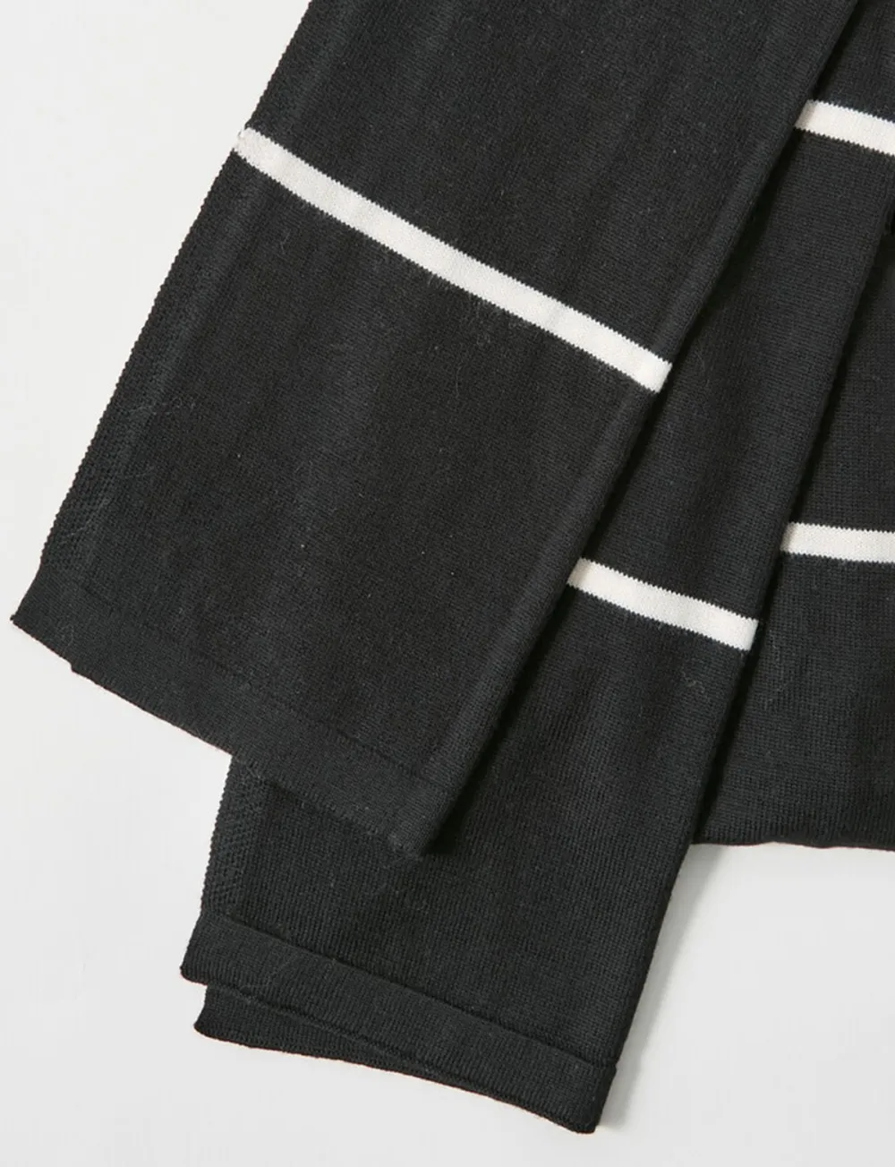Niche Design Black Colorblock Wool Scarf