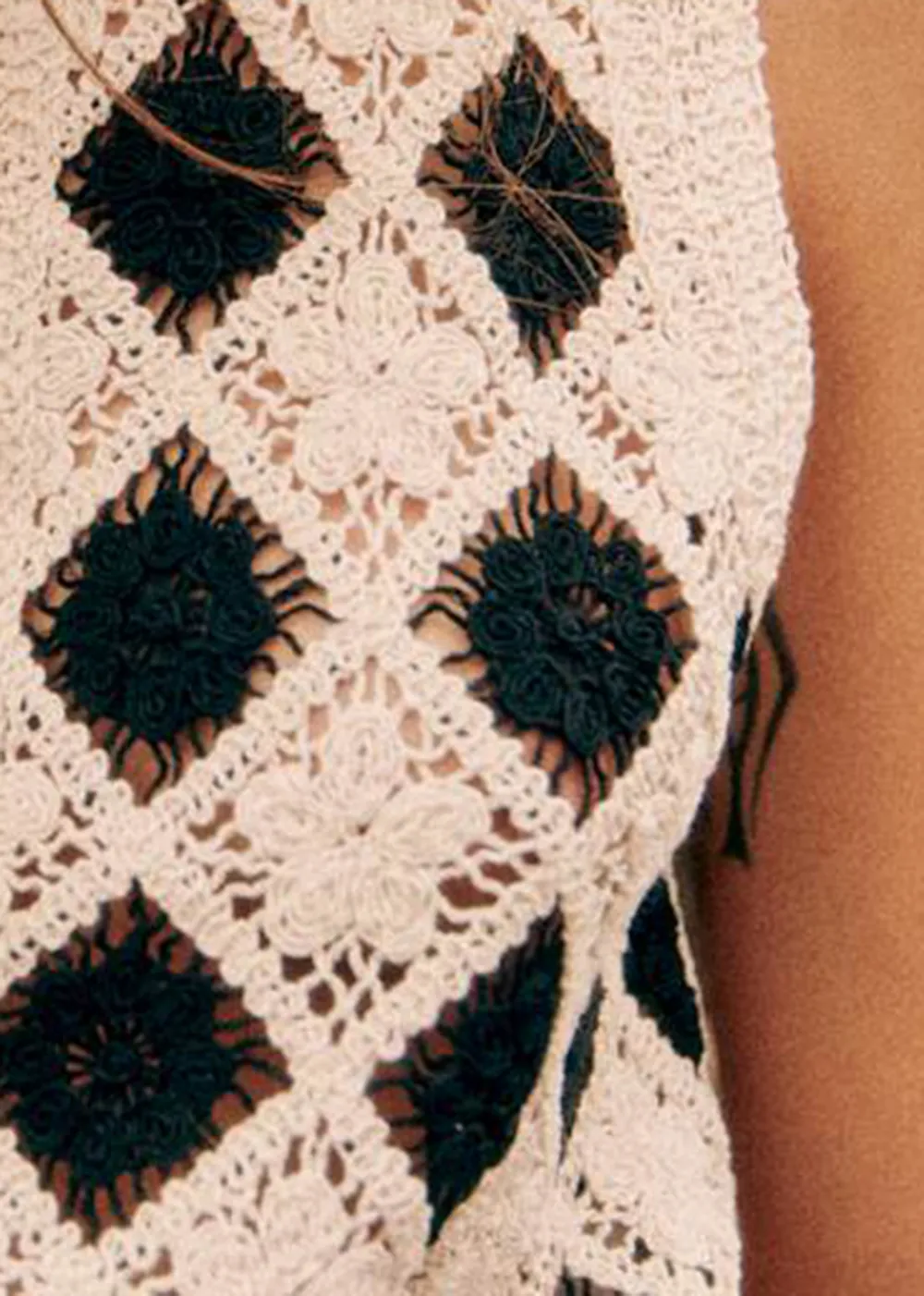 Two Tone Sleeveless Shirt