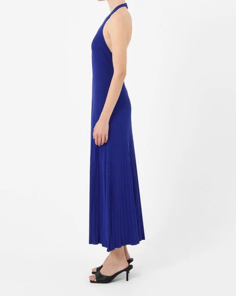 A-line Silhouette Halter Neck Knit Dress