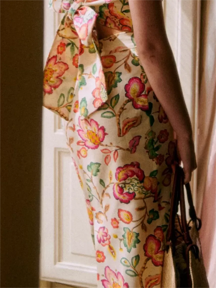 Slit At Centre Back Skirt