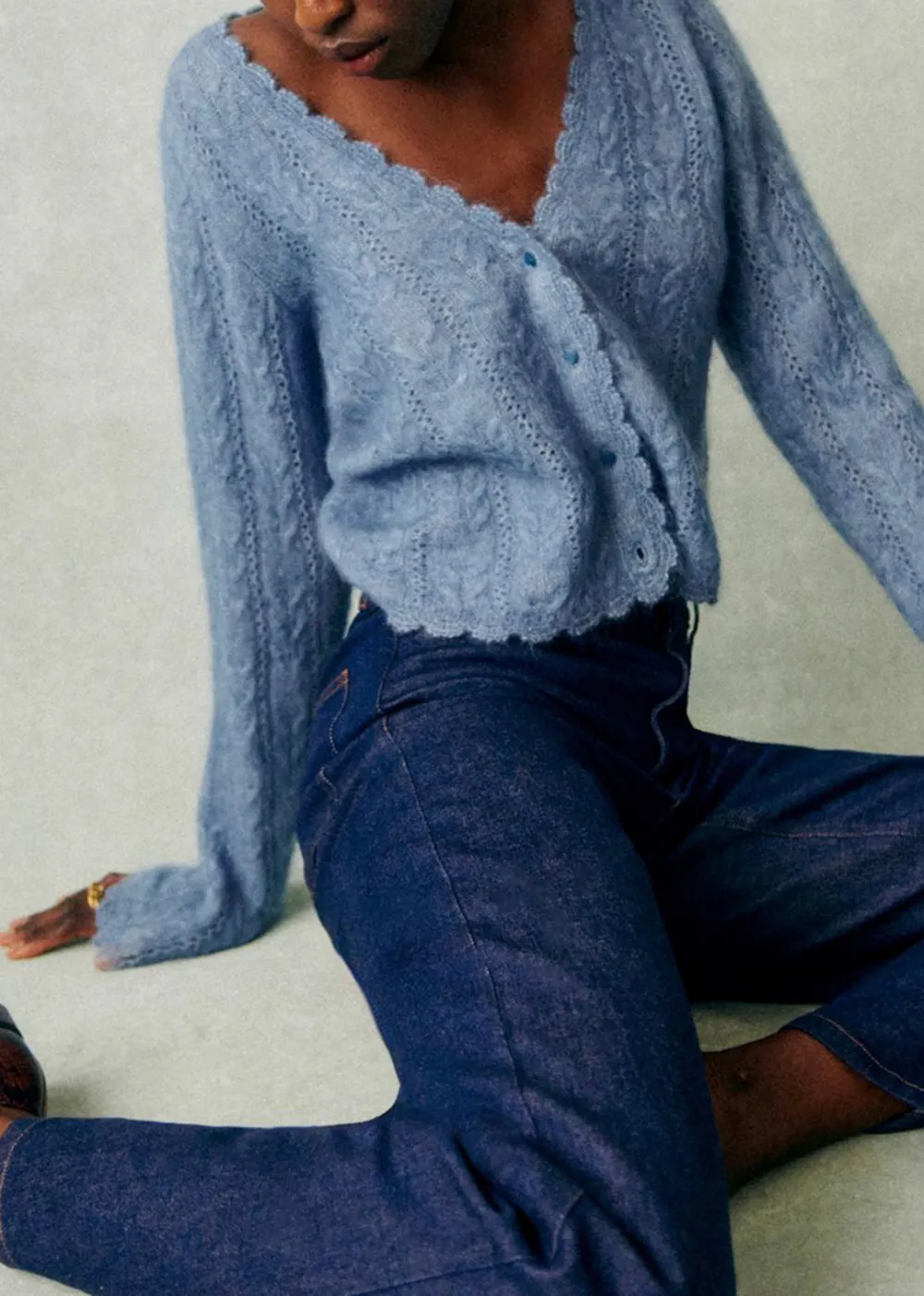 V-Neck Long Sleeves Merino Wool