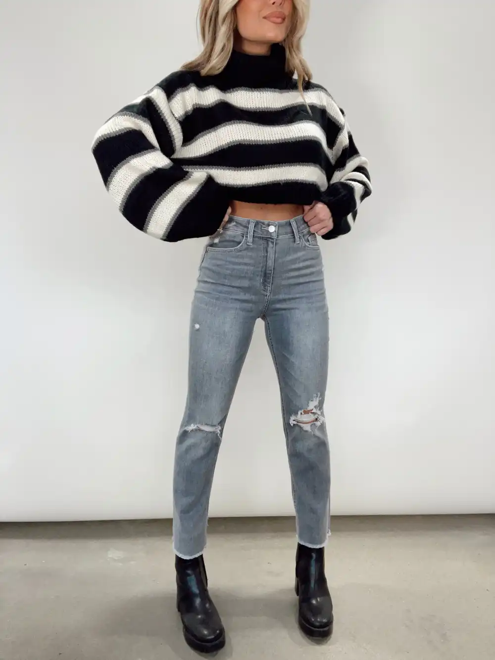 Vervet Grey High Rise Ankle Straight Denim