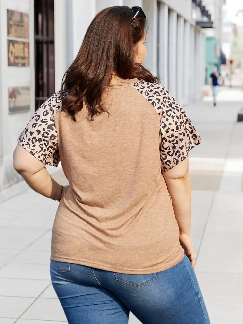 HDLTE Womens Plus Size Tops Floral Bell Sleeves Blouses Summer Crewneck Tunic Loose Casual T Shirts