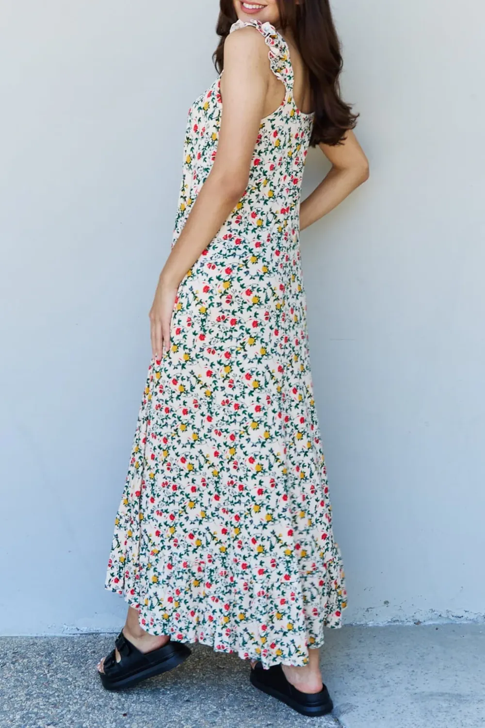 Elegant Holiday White Floral Crew Neck Dress