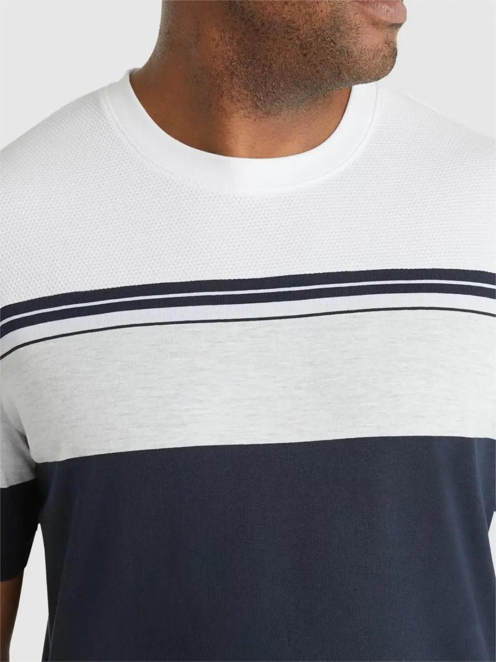 TEXTURED STRIPE ROUND NECK TEE