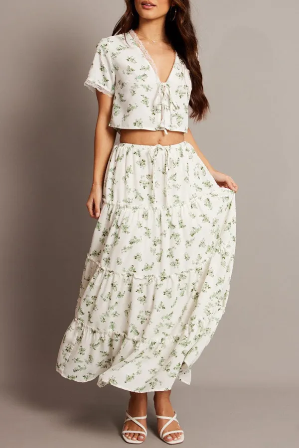 Green Floral Tie Up Lace Trim Top Short Sleeve Crop