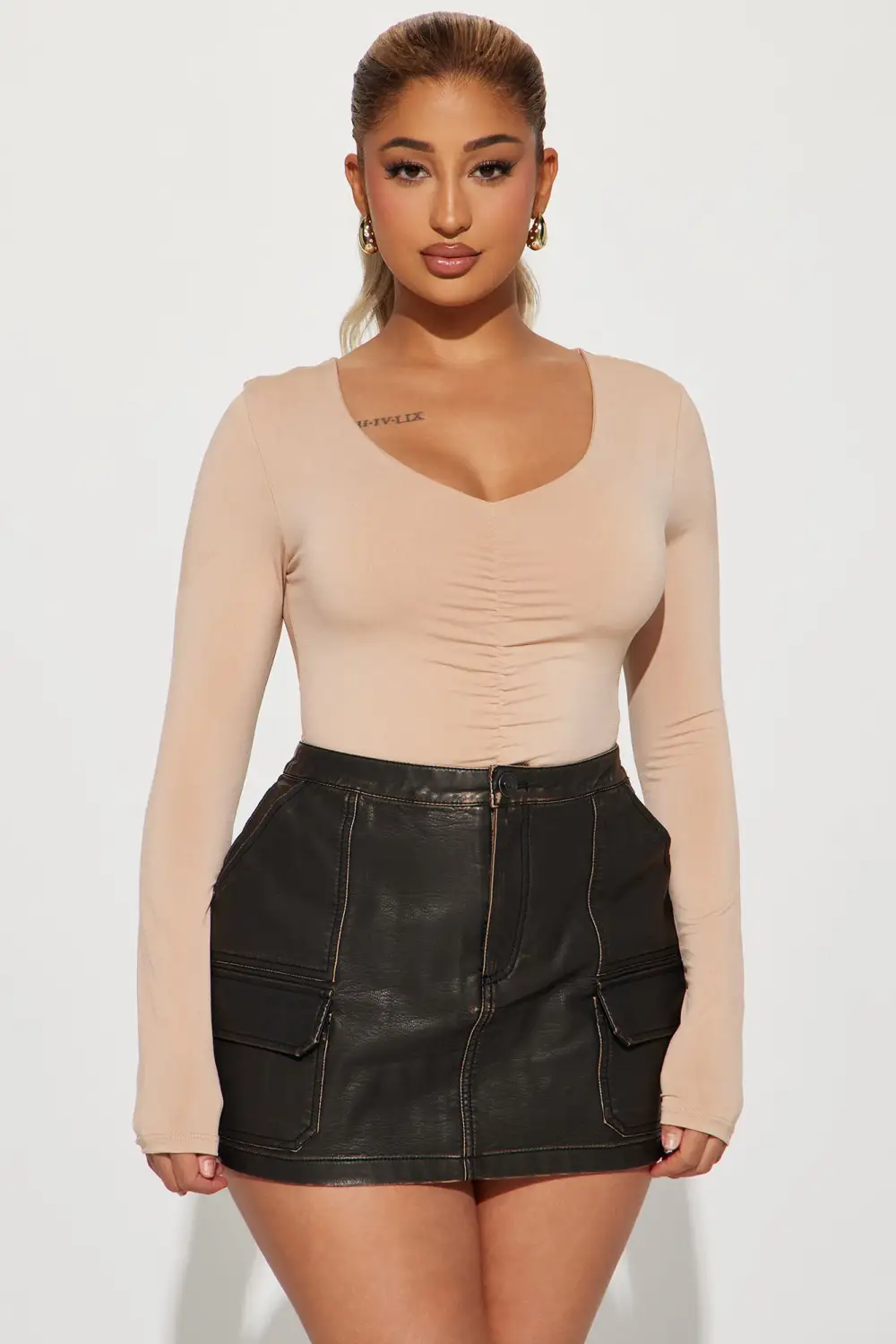 Dinner Plans Ruched Bodysuit - Taupe