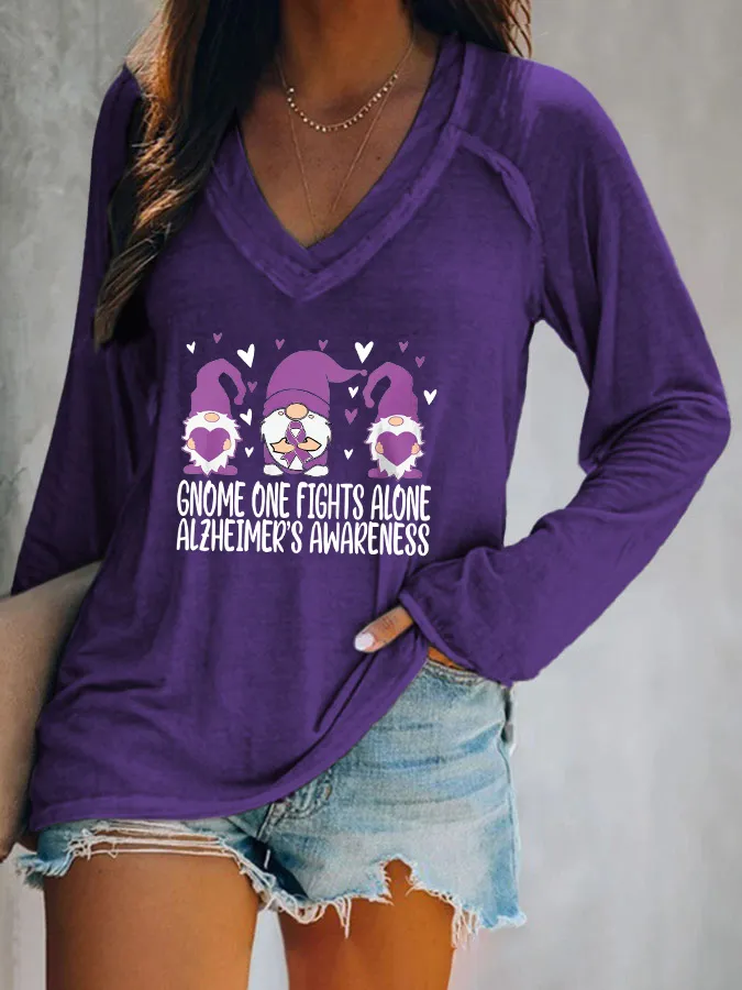 Women'S Gnome One Fights Alone Alzheimer'S Awareness V-Neck T-Shirt