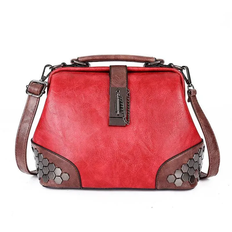 Ladies vintage leather shoulder bag
