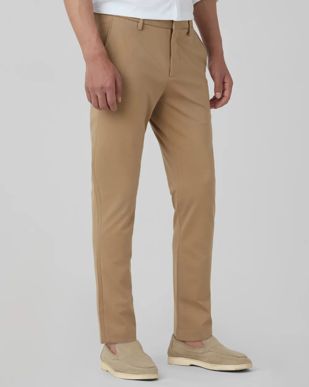Classic Daily Slim-Fit Straight-Leg Khaki Trousers