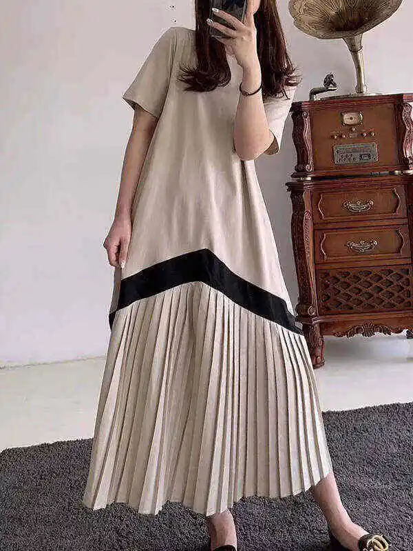 Original Pleated Splicing Loose Short Sleeve Round-Neck Dress