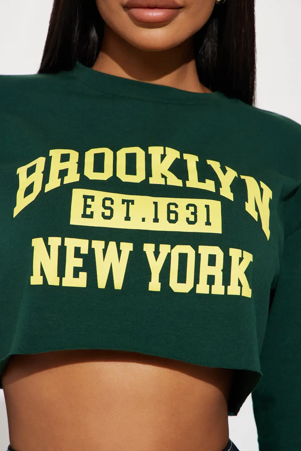 Established in Brooklyn Long Sleeve Crop Top - Hunter