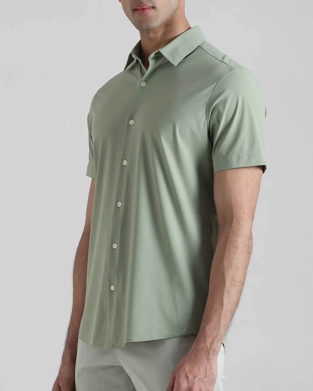 Leisure Simple Slim-Fit Breathable Sage Shirt