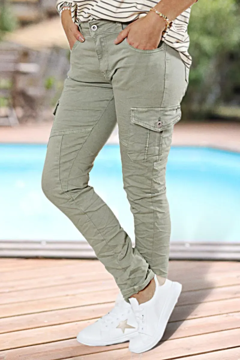 Flap Pocket Low Waist Skinny Cargo Jeans
