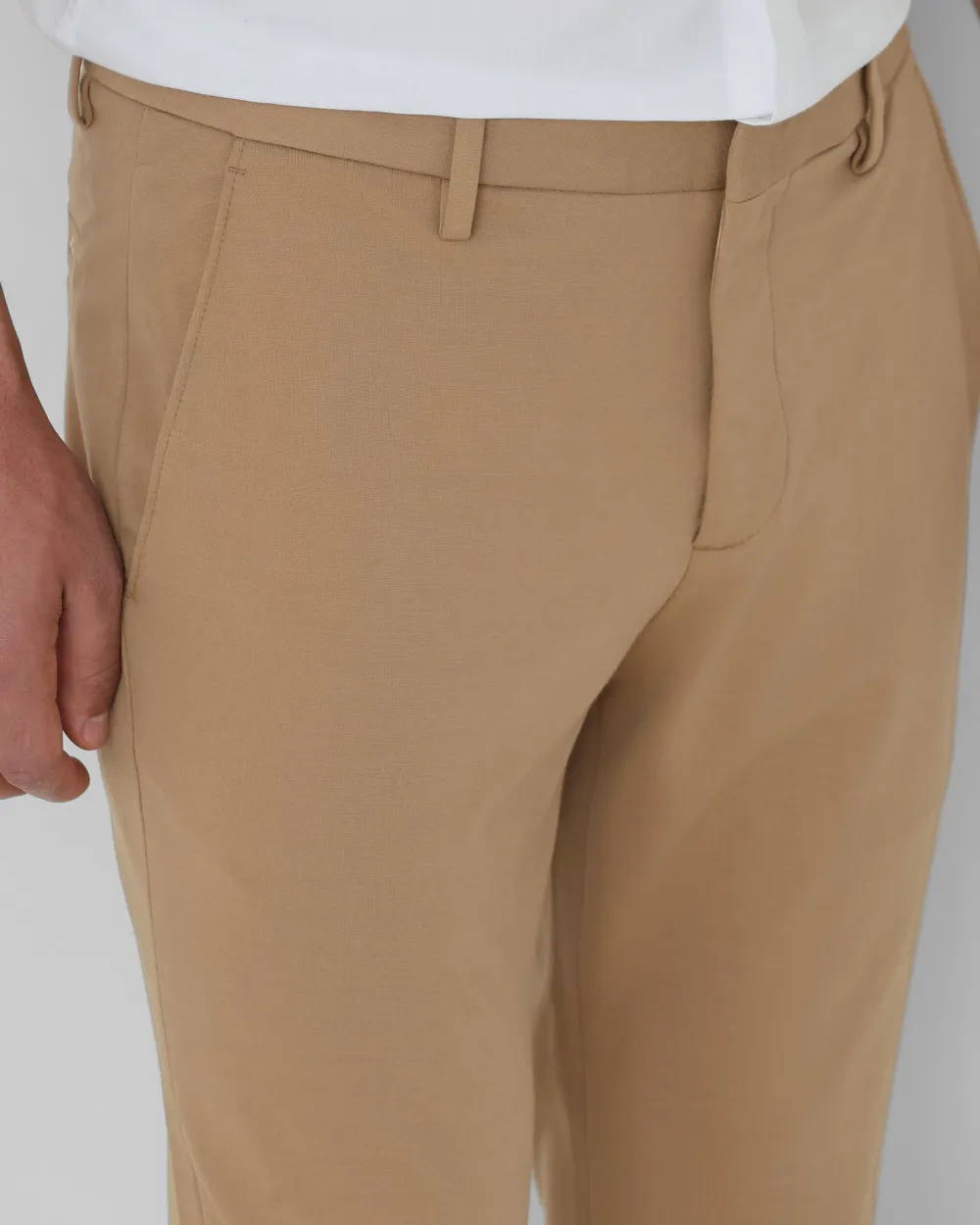 Classic Daily Slim-Fit Straight-Leg Khaki Trousers