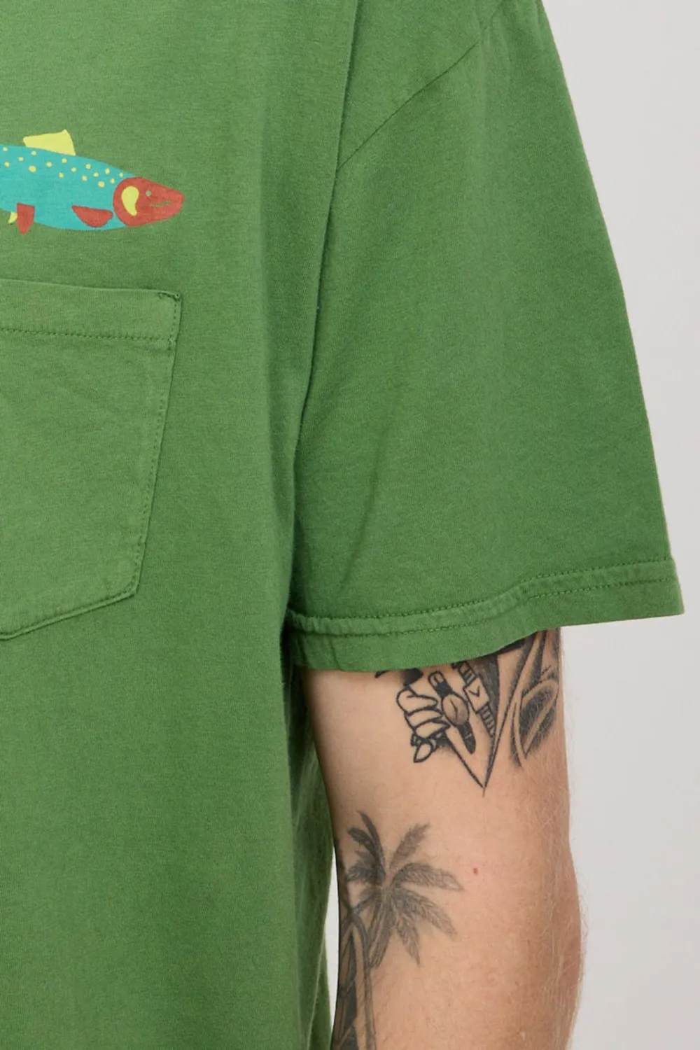 Hot Salmon Tee True Green