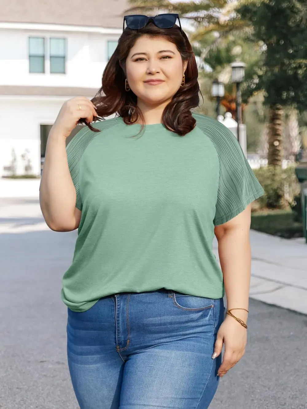 HDLTE Womens Plus Size Tops Floral Bell Sleeves Blouses Summer Crewneck Tunic Loose Casual T Shirts