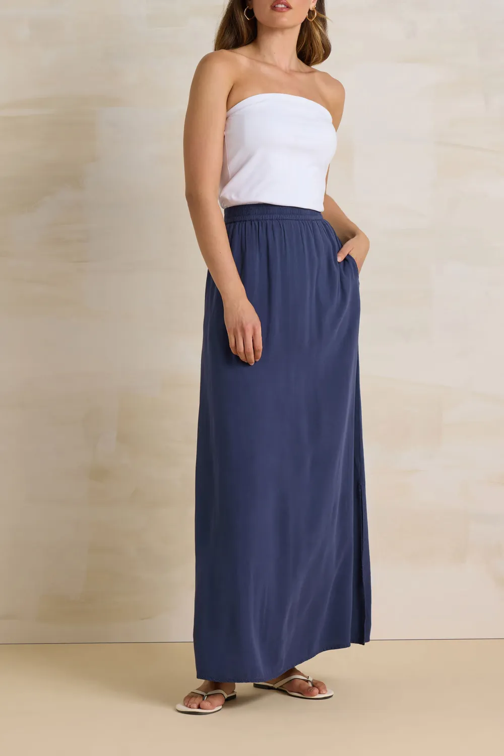 Elasticated Waistband Maxi Skirt