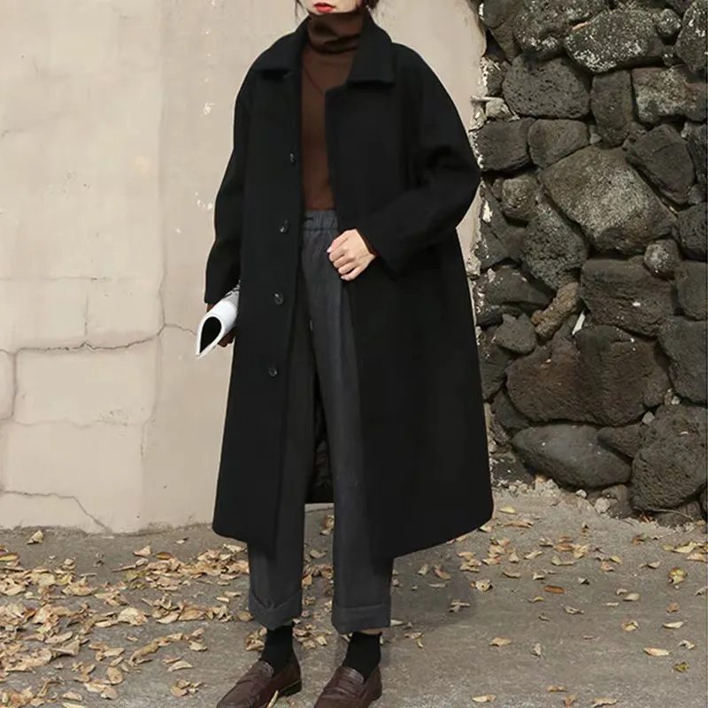 Solid Single Breasted Lapel Coat in Black