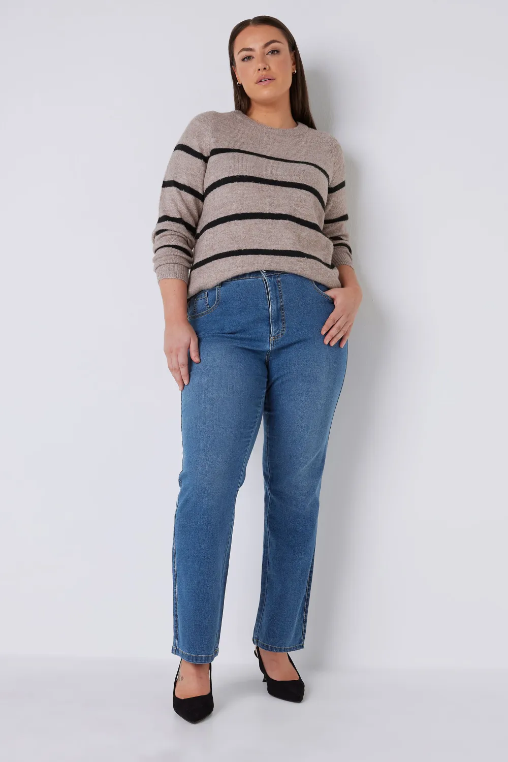 EVANS Curve Black Straight Leg Jeans