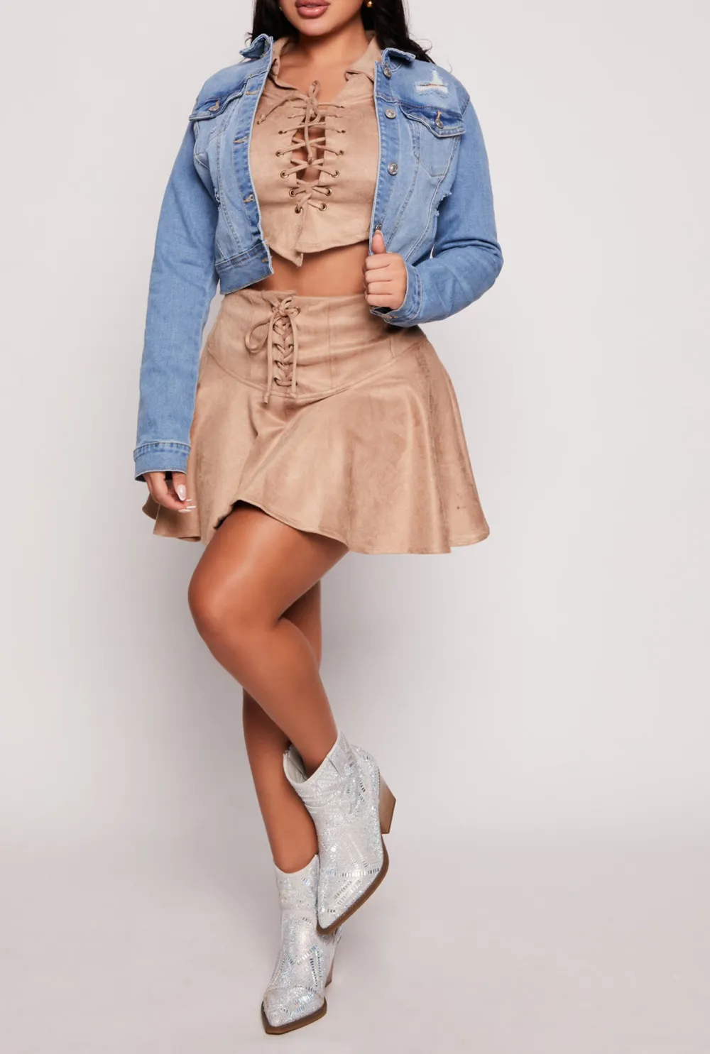 Short Fitting Denim Jacket