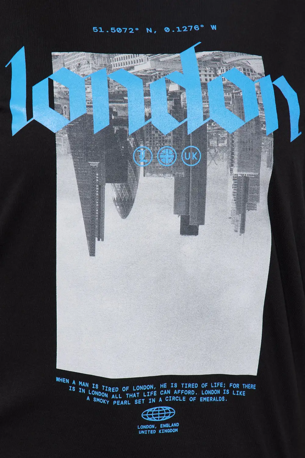 Staying In London Graphic Tshirt - Black