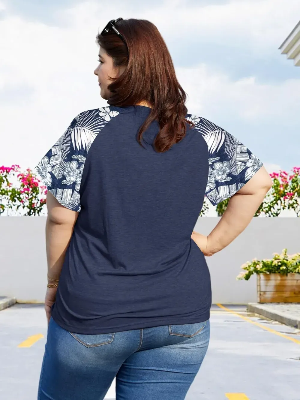 HDLTE Womens Plus Size Tops Floral Bell Sleeves Blouses Summer Crewneck Tunic Loose Casual T Shirts