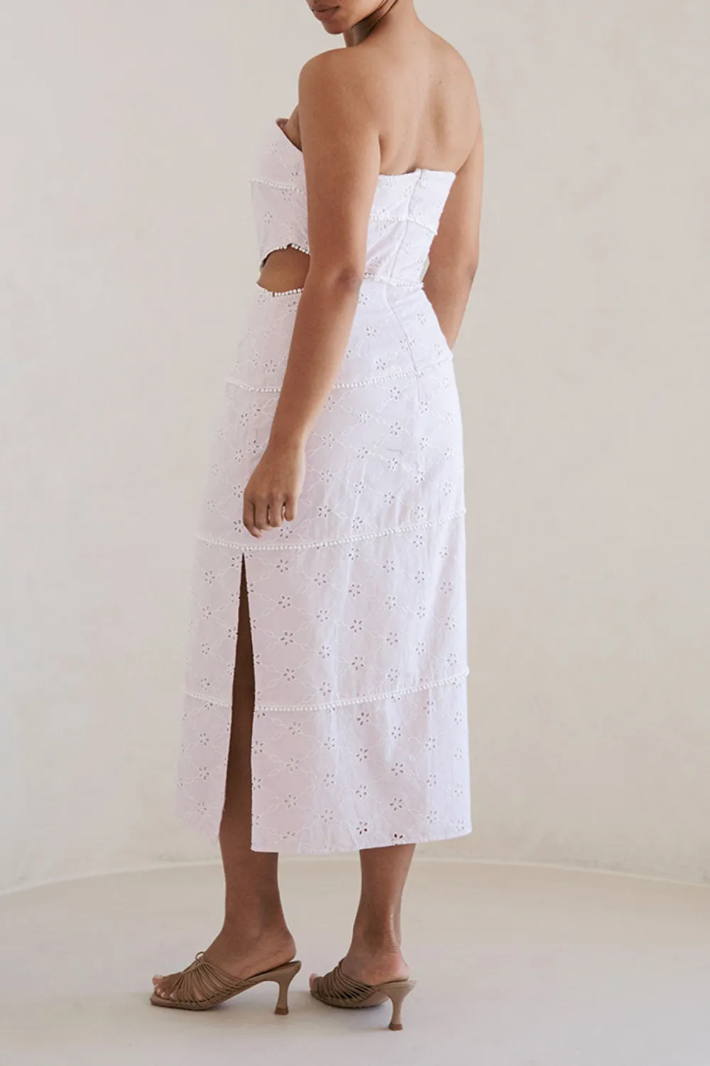 Strapless Eyelet Detailing Midi Dress