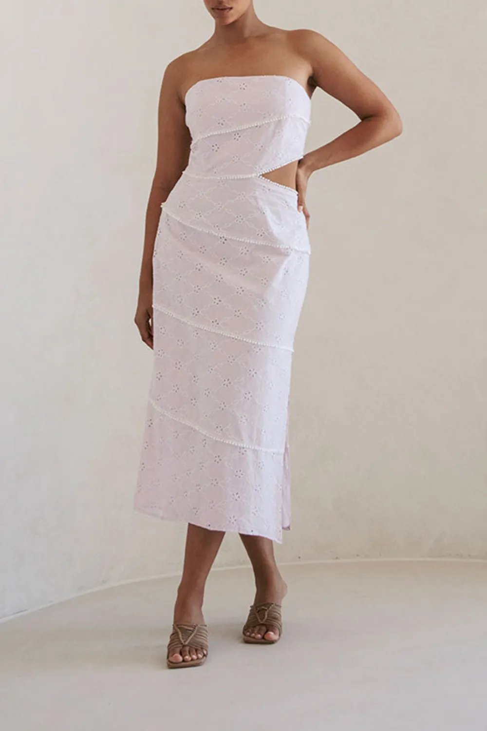 Strapless Eyelet Detailing Midi Dress