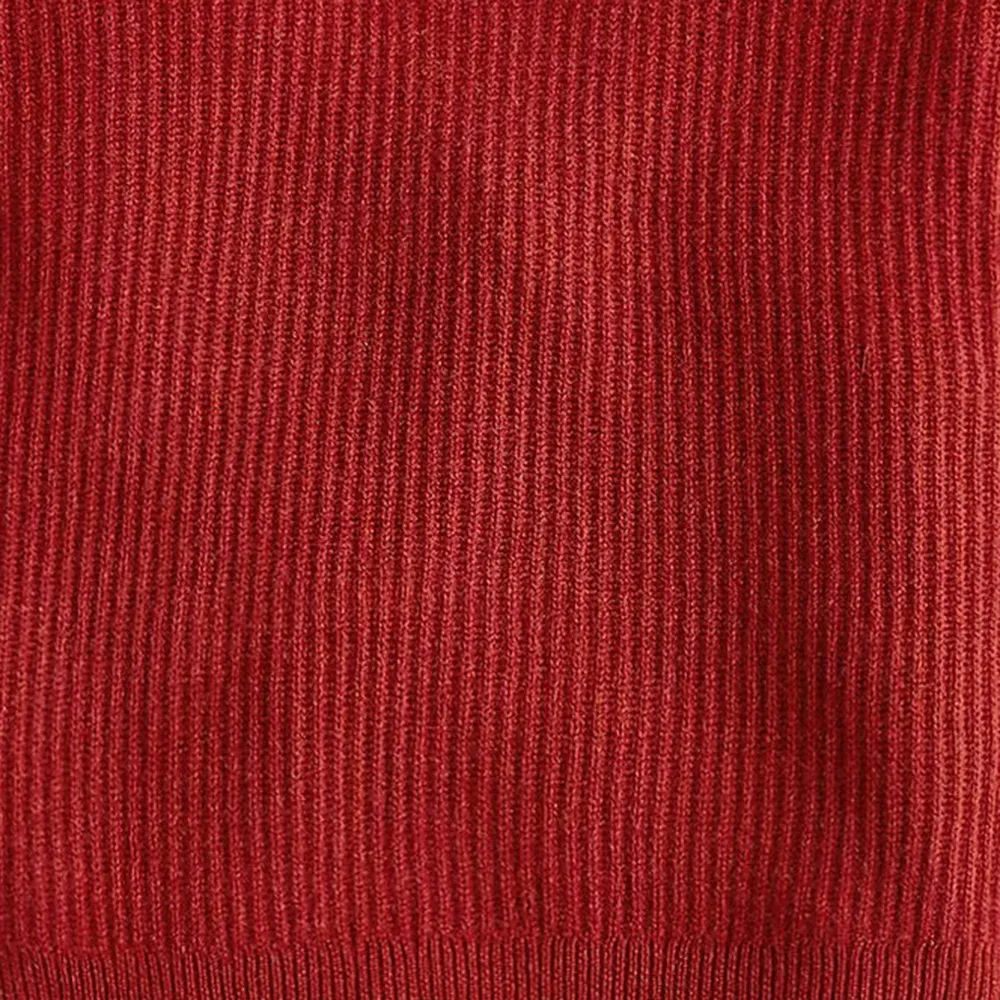 Ribbed Cashmere Cropped Crewneck Sweaters