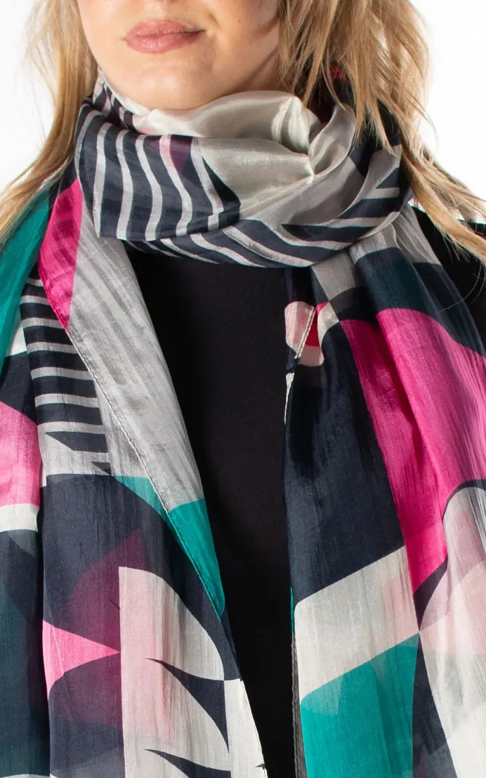 Designer Geometric Contrast Color Women's Scarf