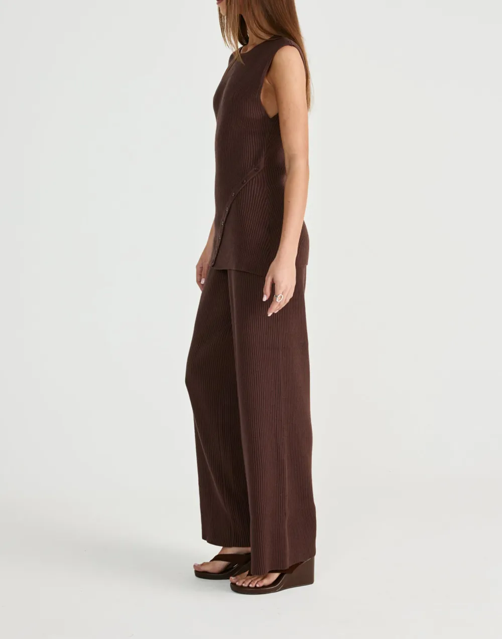 Women's Leg-Lengthening Ribbed Trousers