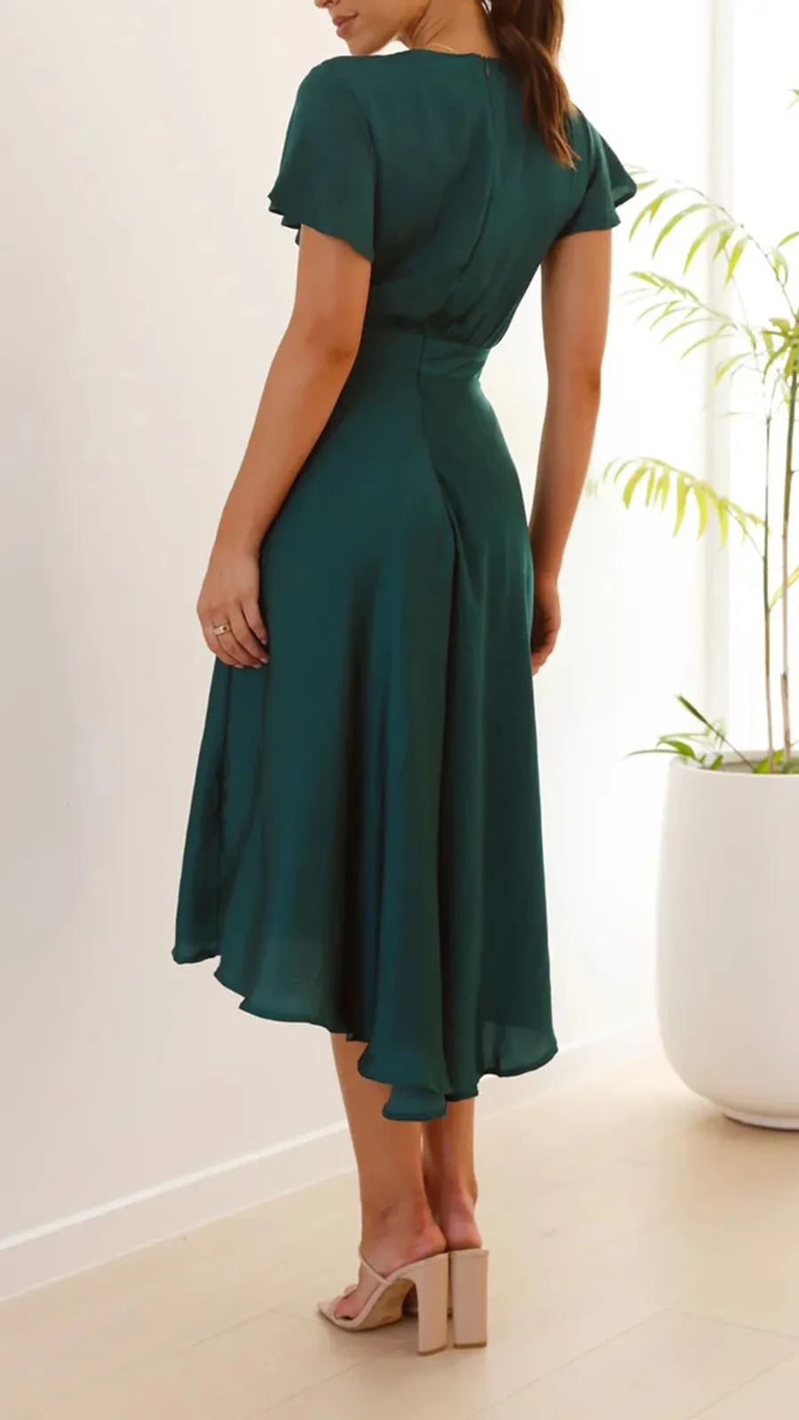 Sexy Flowing With Cutout Back Midi Dress