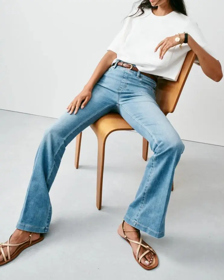 High Waist Flare Jeans