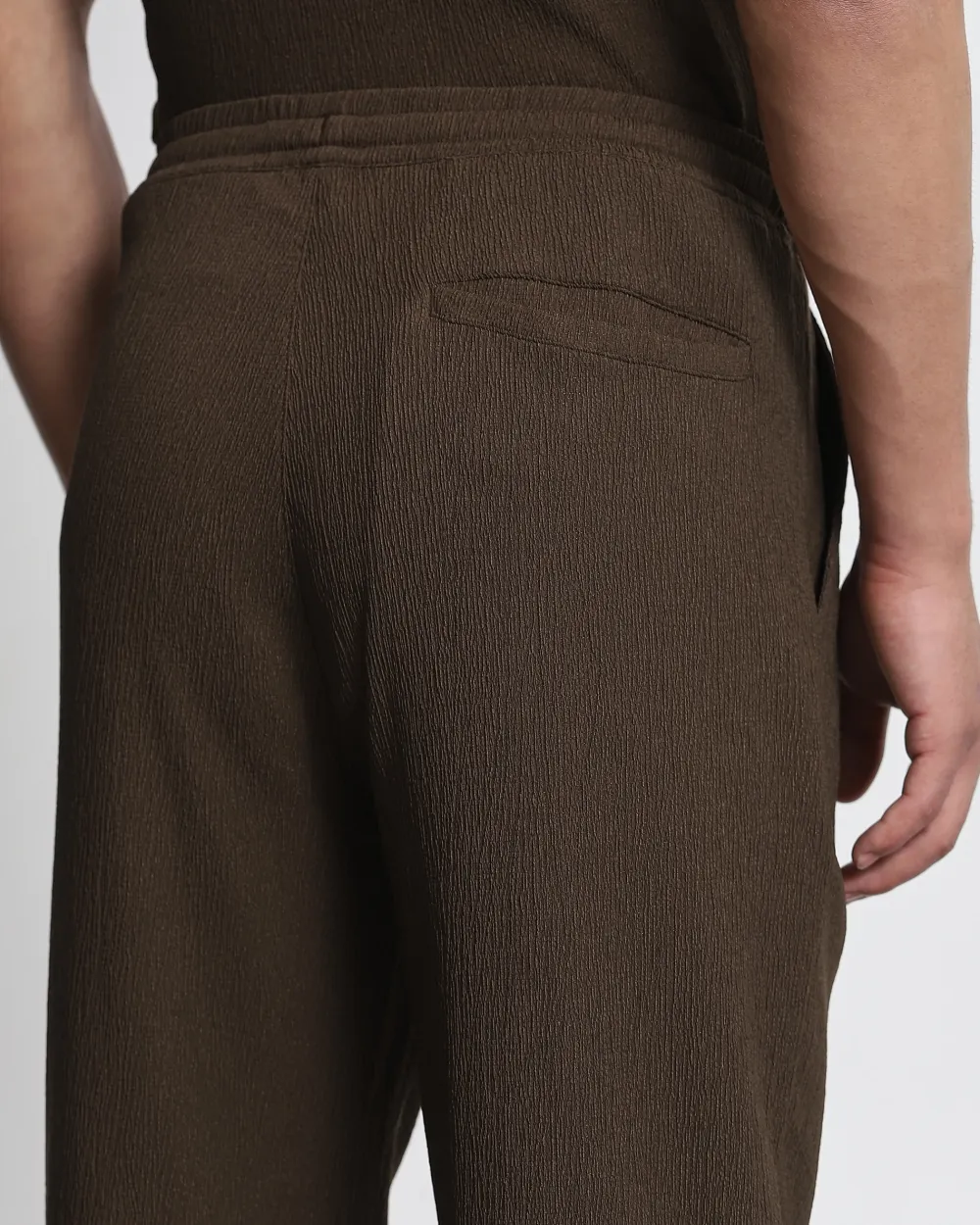 Classic Versatile Slim-Fit Straight-Leg Brown Trousers