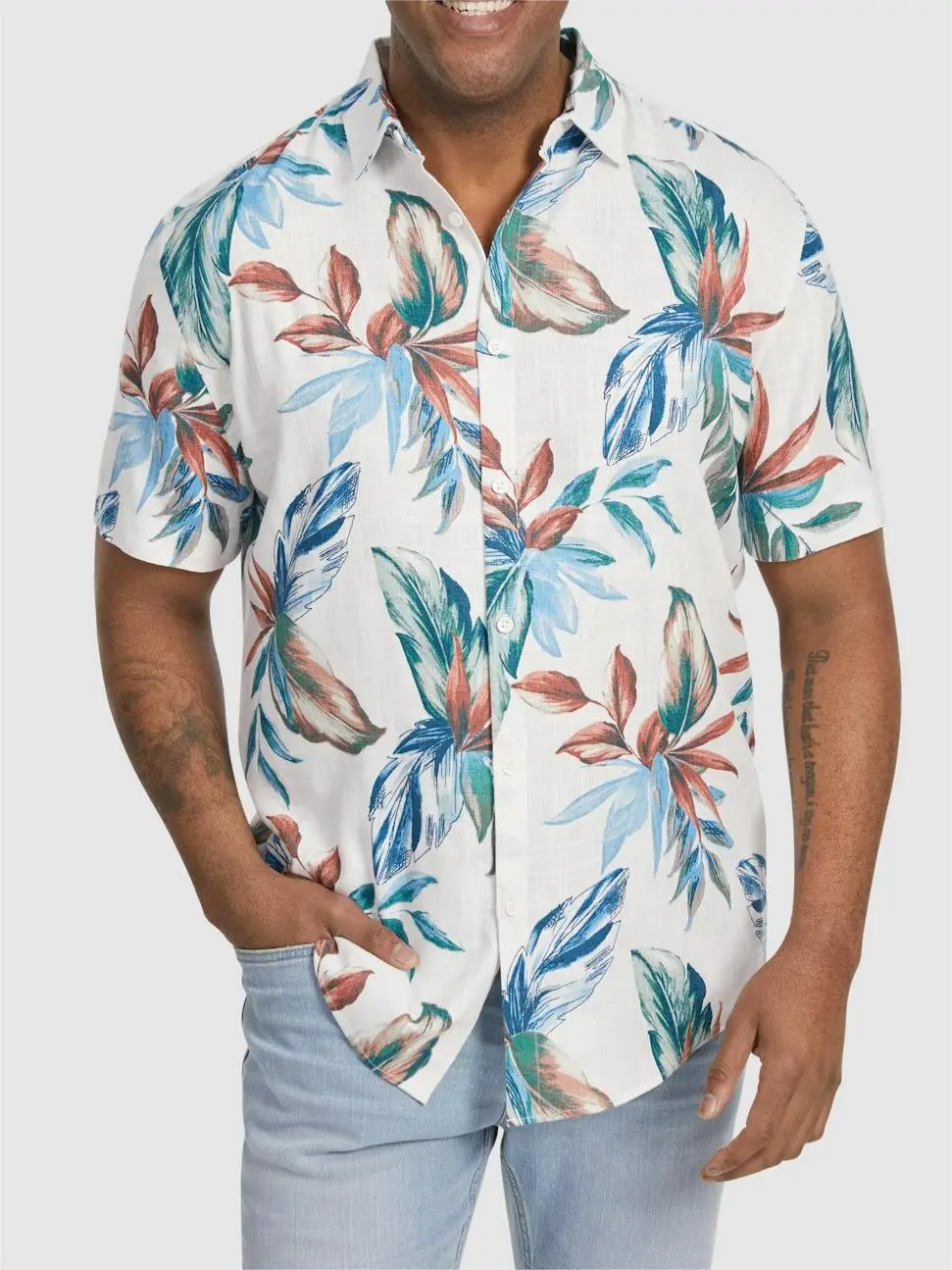 WHITE SHORT SLEEVE SHIRT