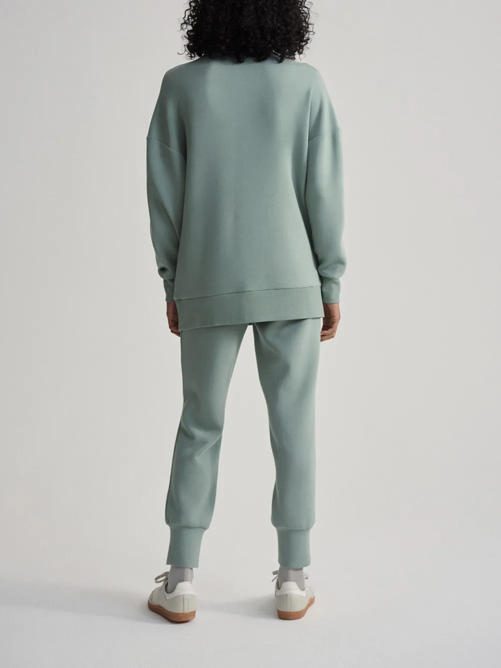 Trendy Quarter-Zip High-Collar Sweatshirt