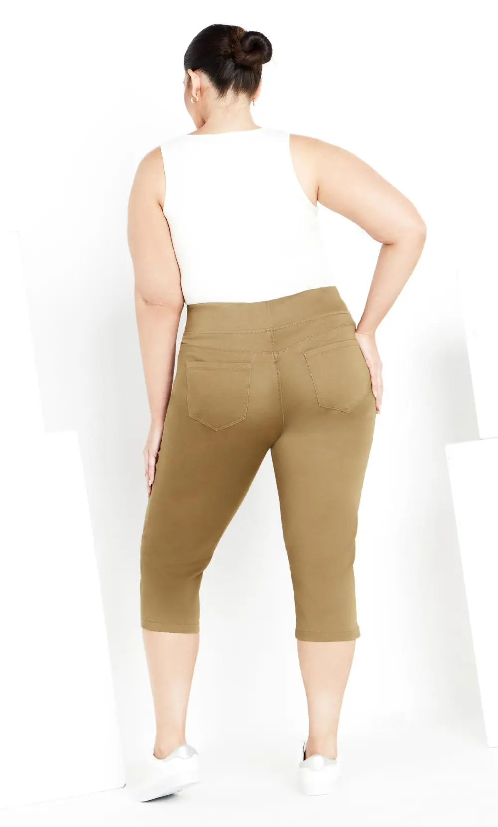 Evans Brown Pull On Cropped Jeans