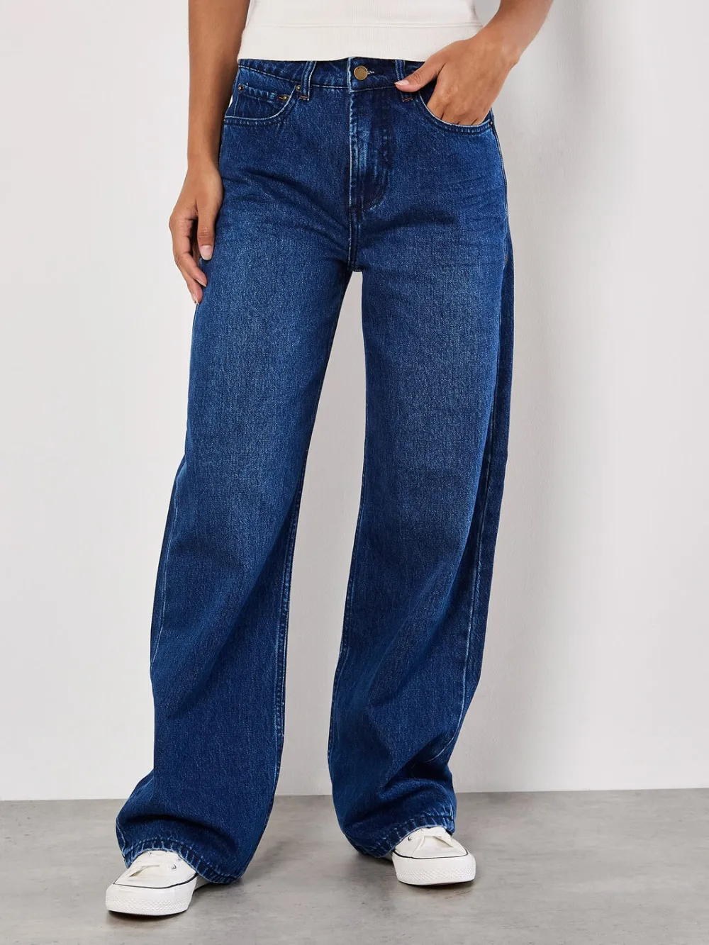 Wide Straight Leg Jeans