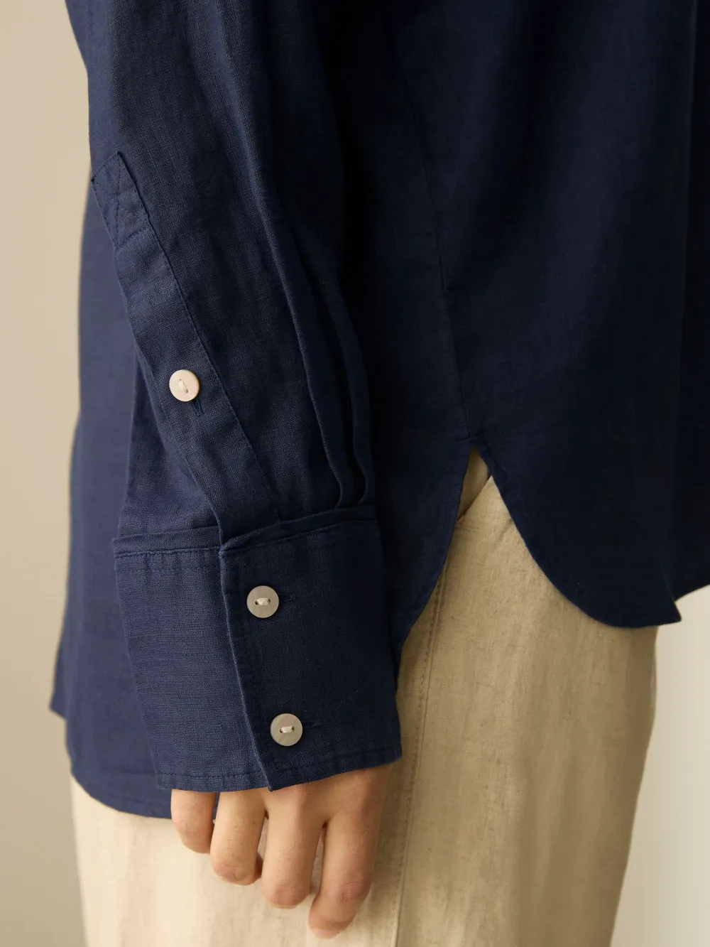 Ecru Palm Print Linen Flat Collar Loose Long Sleeve Shirt